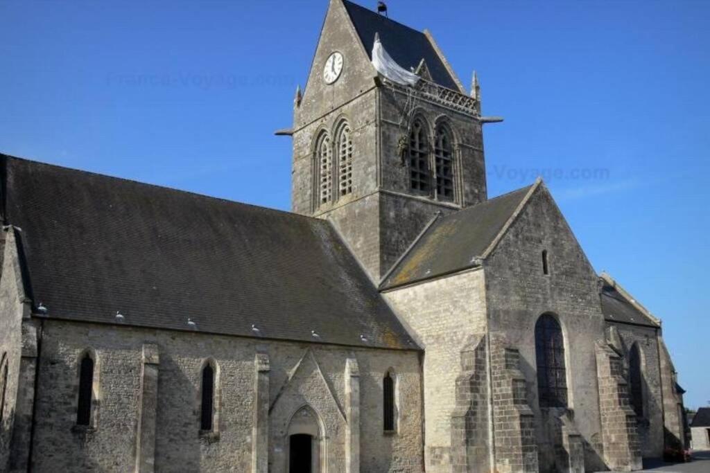 Gite En Cotentin Villa Etienville Eksteriør billede